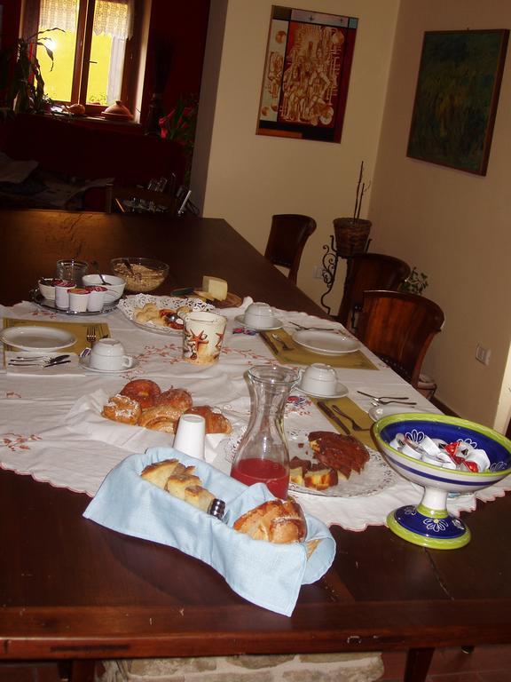 Girfalco Country House Bed & Breakfast Urbino Dış mekan fotoğraf