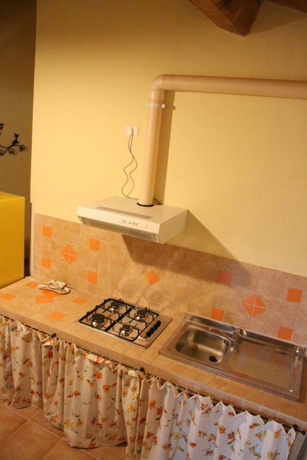 Girfalco Country House Bed & Breakfast Urbino Dış mekan fotoğraf