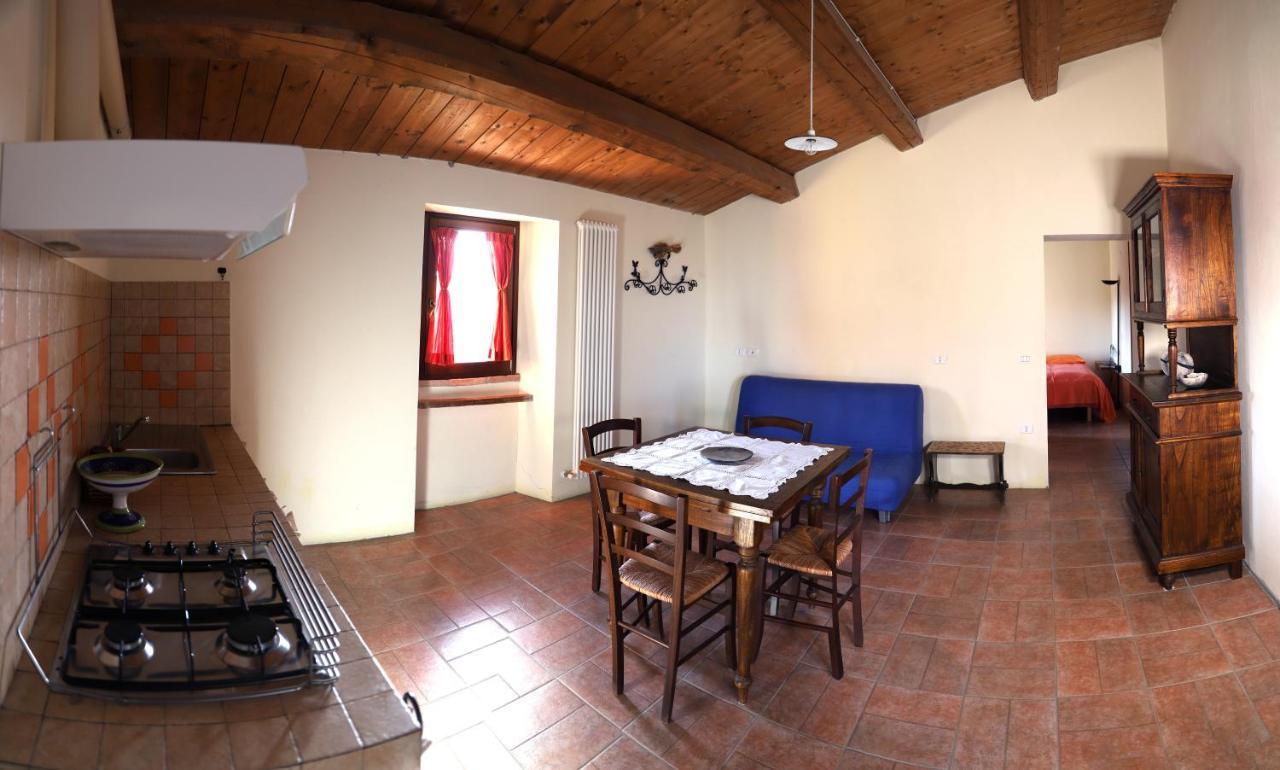 Girfalco Country House Bed & Breakfast Urbino Dış mekan fotoğraf